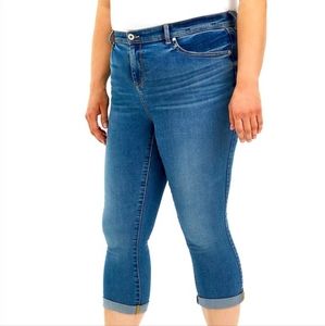 NWT Torrid Sz 14 Crop Midfit Super Skinny Jeans